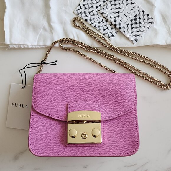 BNWT – Slightly Imperfect [Furla Metropolis Mini Crossbody Chain Bag] (#3) - Picture 1 of 9